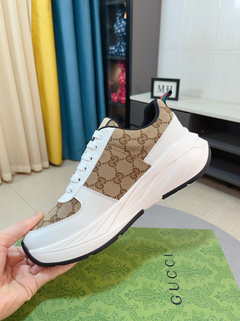 Gucci Men's Patterned Lace-Up Low-Top Sneakers