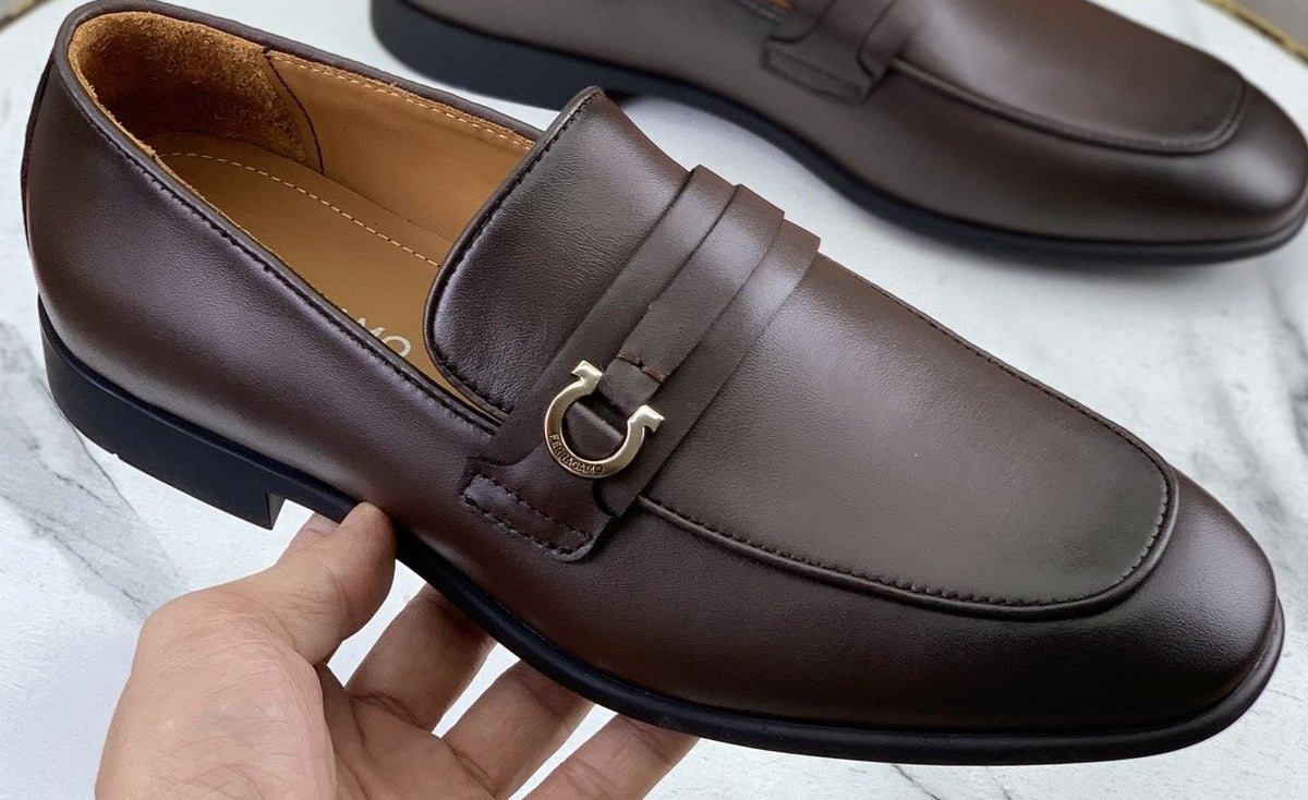 Ferragamo Men's Metal Bit Loafers - Low-Profile Heel